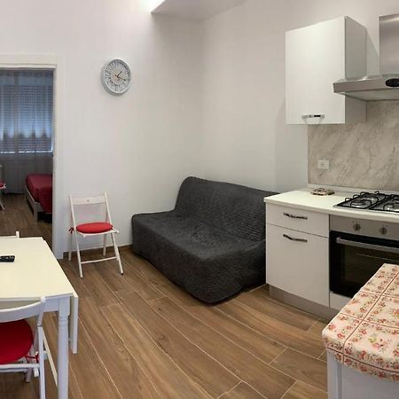 Ema'S Place Apartment Savona Exterior photo